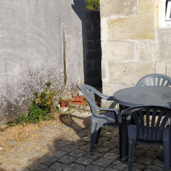 Cour du 1er logement Rochefort